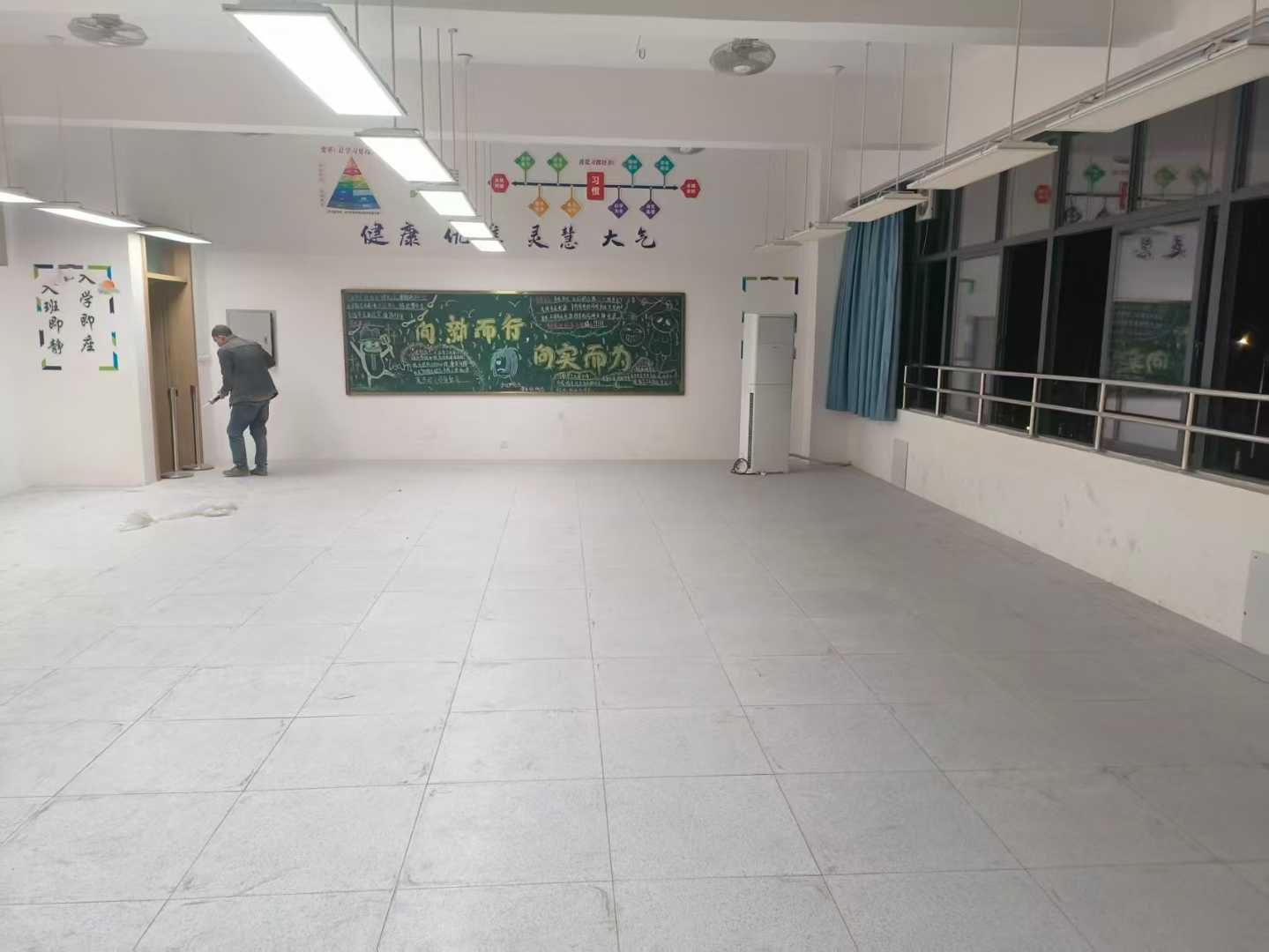 四川欣奇地板( 联系电话：18908226330)有限公司